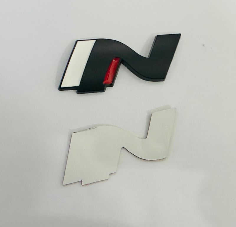AUTO MT شعار معدني خلفي N Line Log.o وشبكة N Line Log.o 3cmx6cm لسيارات الدراجات ملصق شارة 3D لسباق السيارات ملصق جولة كبيرة (شعار N باللونين الأبيض والأسود فقط) - Image 2