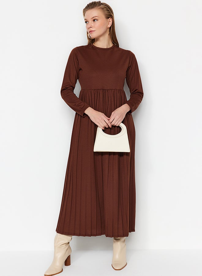trendyol Brown Skirt Pleated Scuba Knitted Dress TCTAW24EL00000 - Image 2