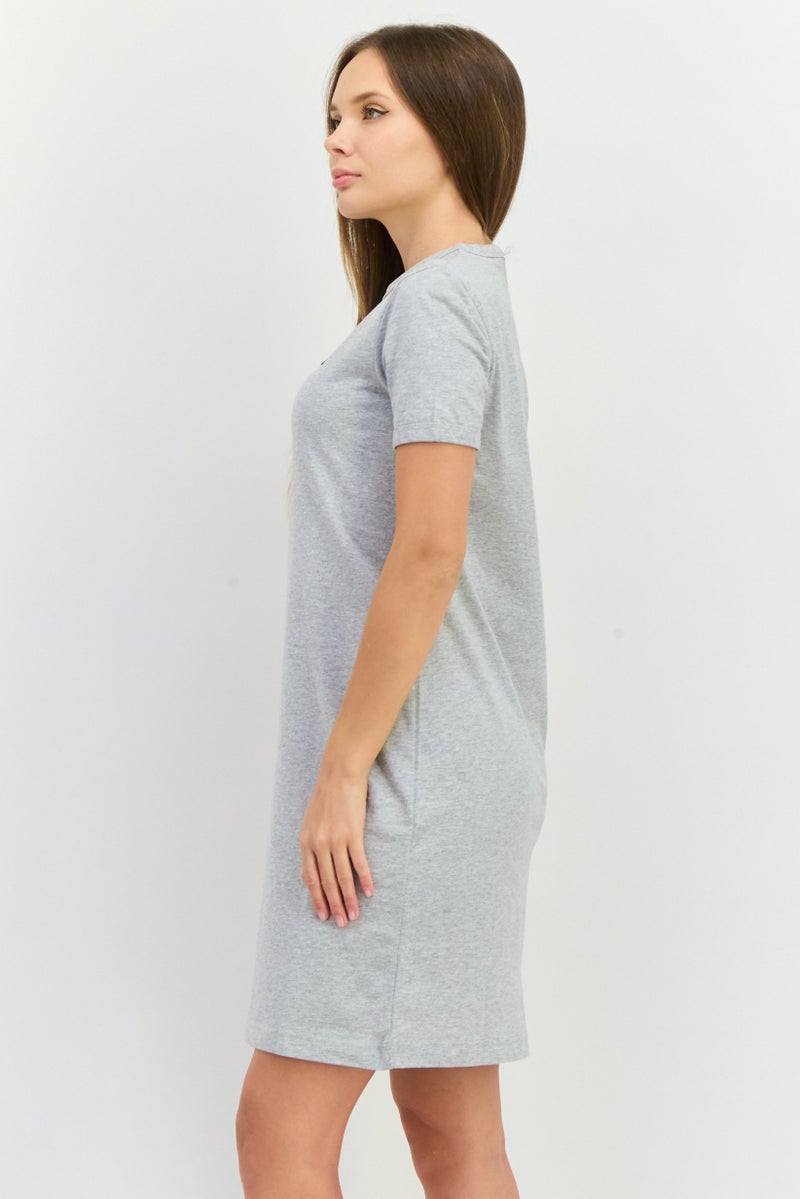 Lyle & Scott Women Crew Neck Short Sleeve Embroidered T-Shirt Dress, Light Grey Heather - Image 2