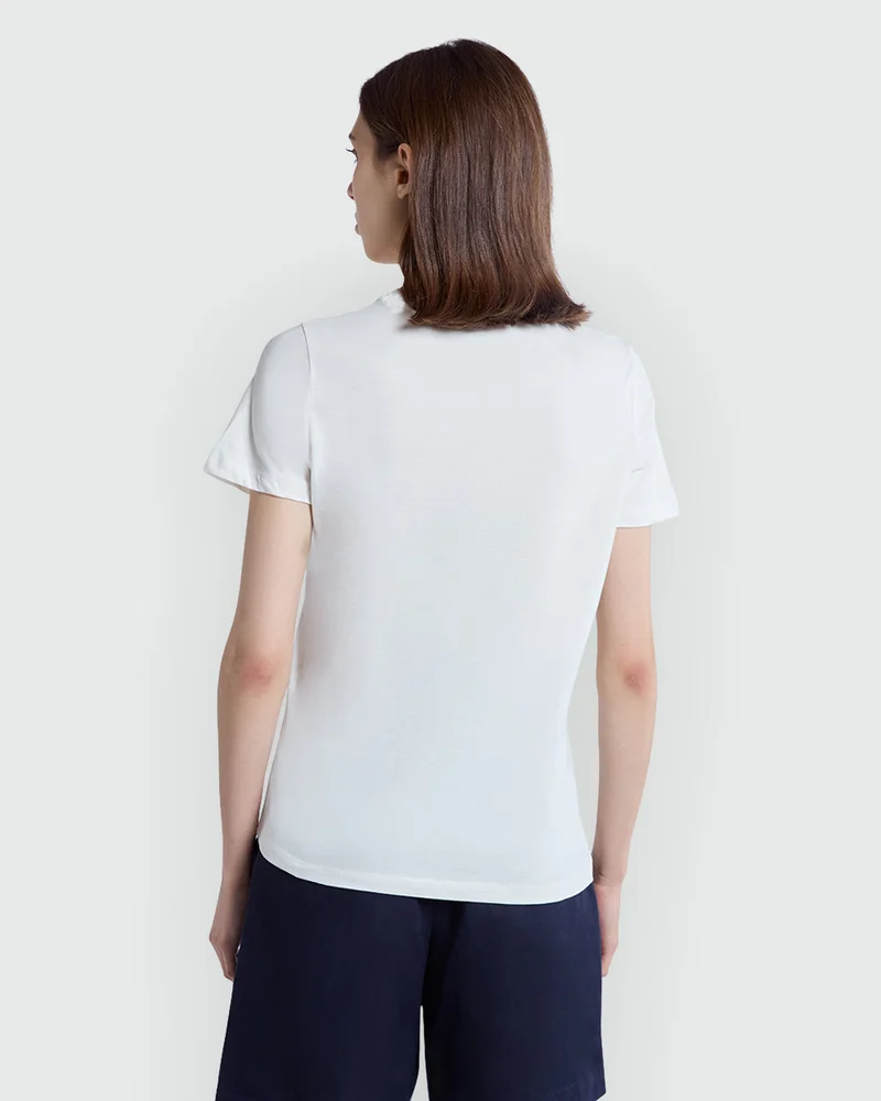 او في اس White