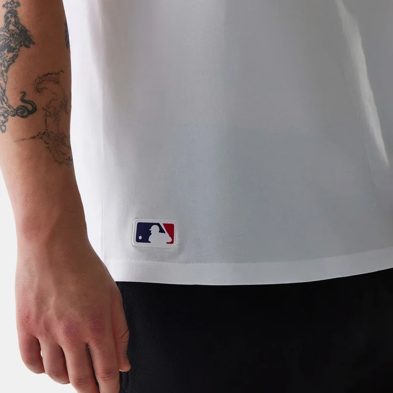 NEW ERA White Men's MLB Oakland Athletics T-Shirt for Men | Best Price UAE