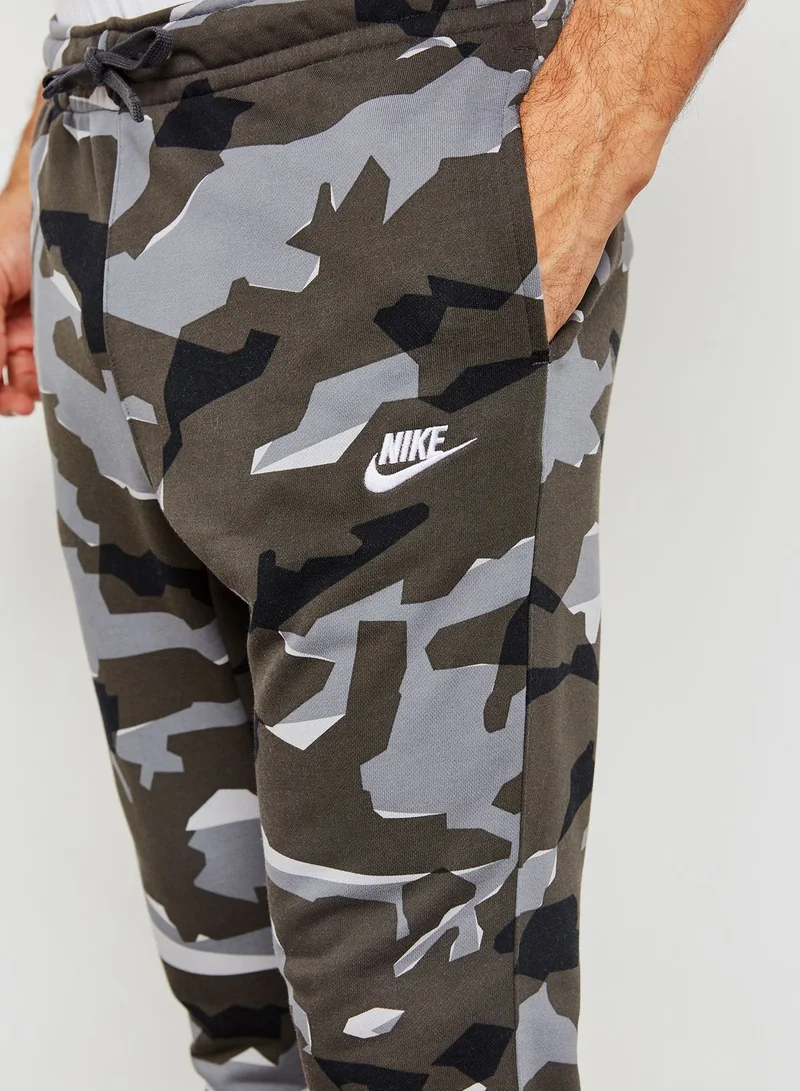 Nike Club Camo Sweatpants