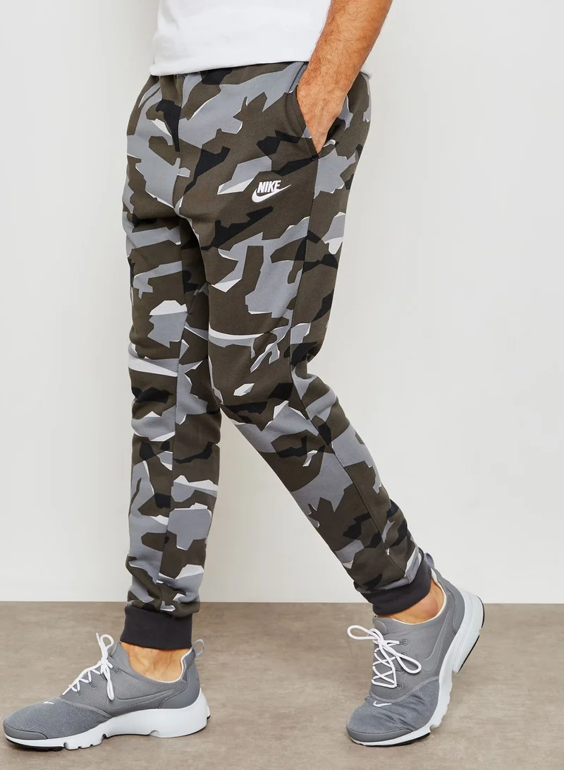 Nike Club Camo Sweatpants