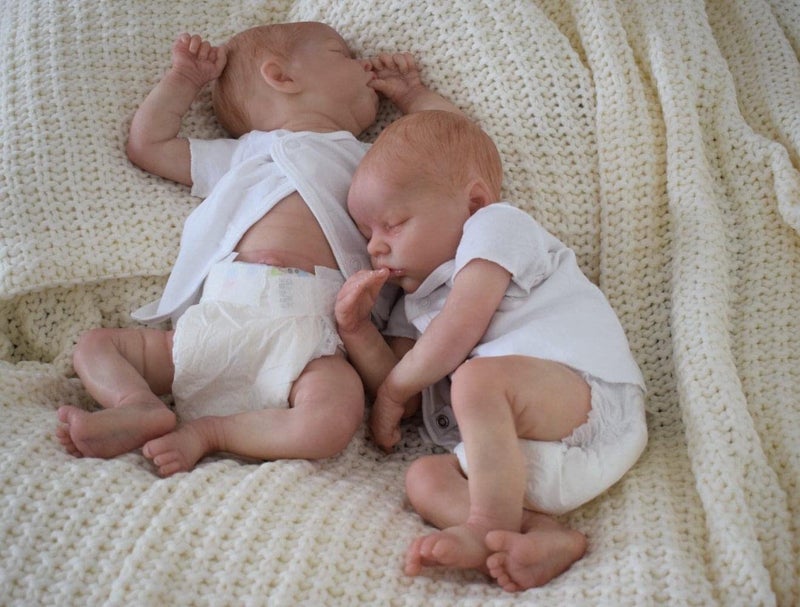 iCradle Reborn Baby Dolls Silicone Full Body 18 Inch Twins Newborn Baby Girls Alive Dolls Real Life Baby Dolls Cute Face with Outfit Accessories for Age 3 - Image 3