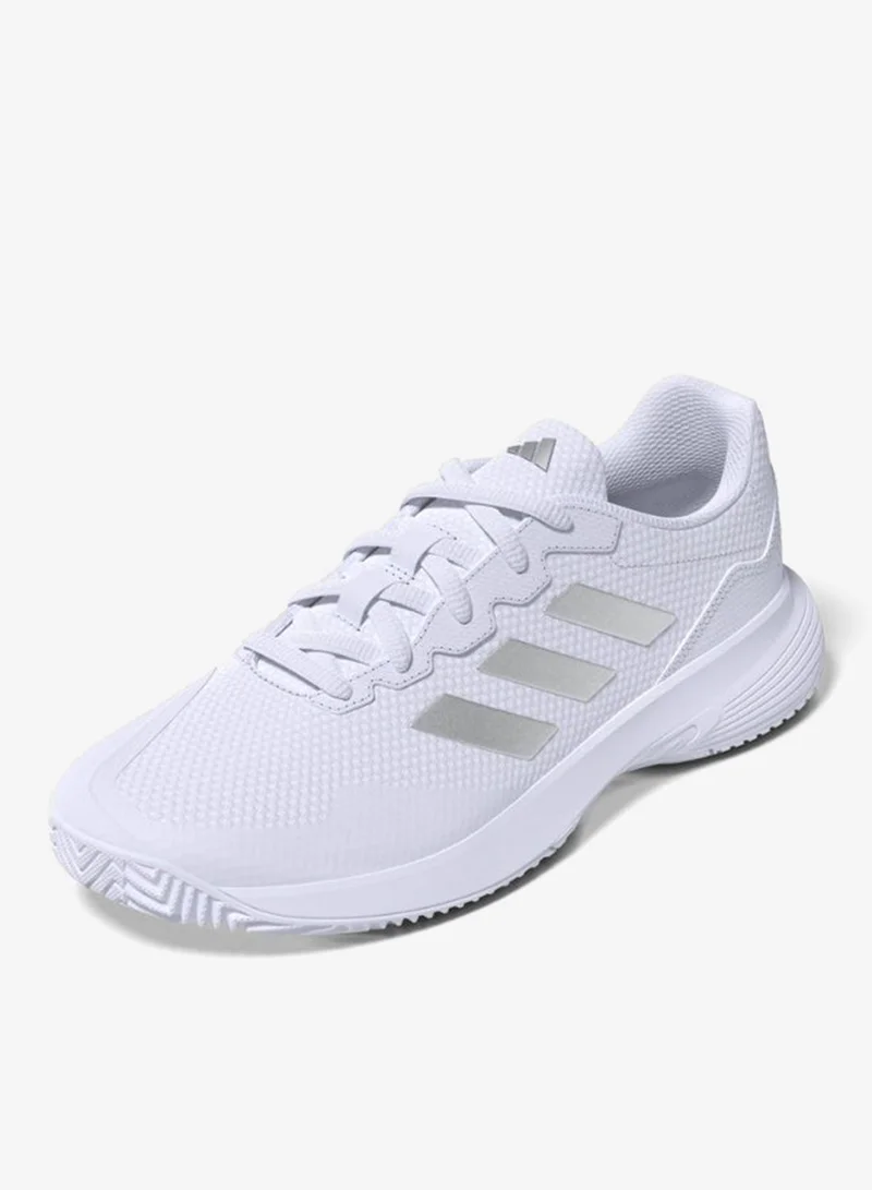 adidas أحذية تنس أديداس جيم كورت  للنساء باللون الأبيض