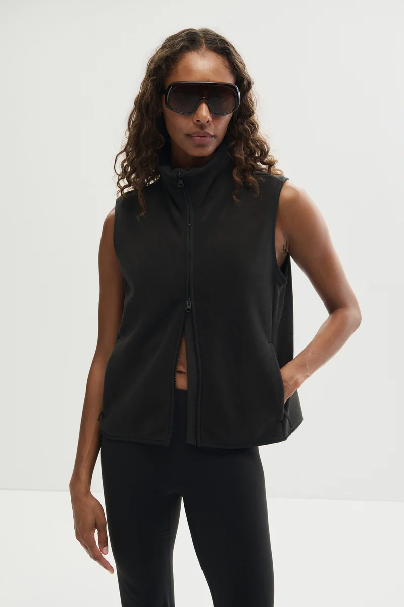 H&M  Fleece sports gilet for Women | Best Price UAE