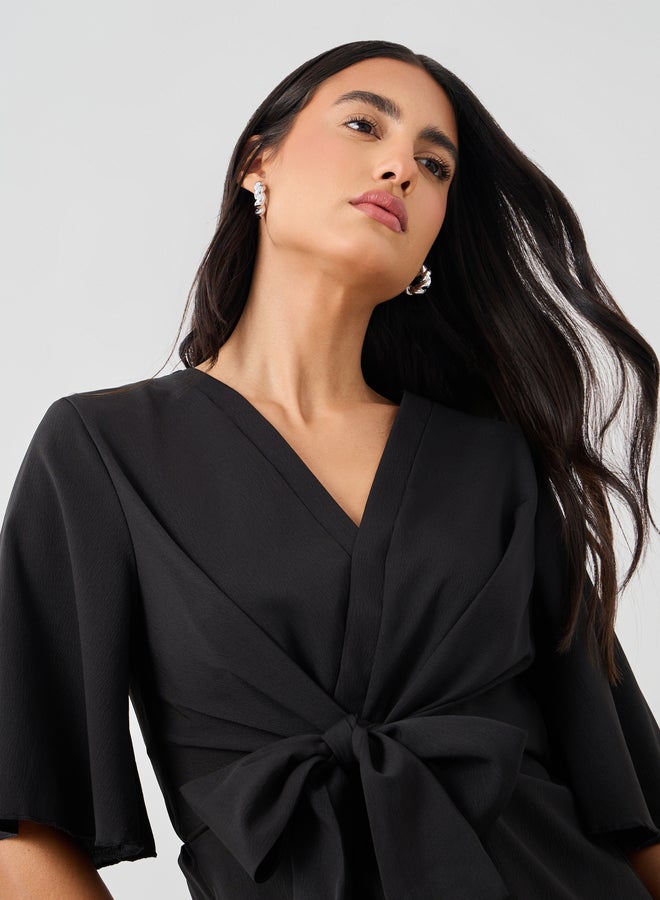 Styli Styli Solid V-Neck Tie-Up Waist Blouse  - Image 4