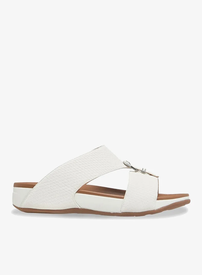 لو كونفورت Mens Buckle Accent Comfort Sandals