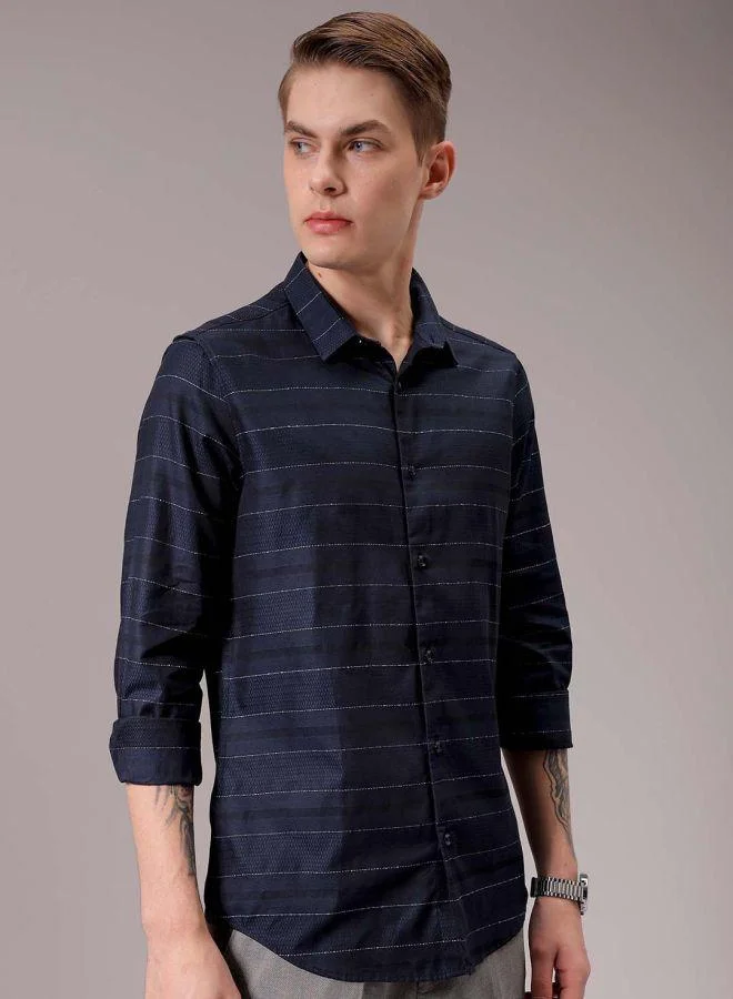 شركة المرآب الهندية Men Slim Fit Solid Full Sleeves Cutaway Collar Party Wear Shirt