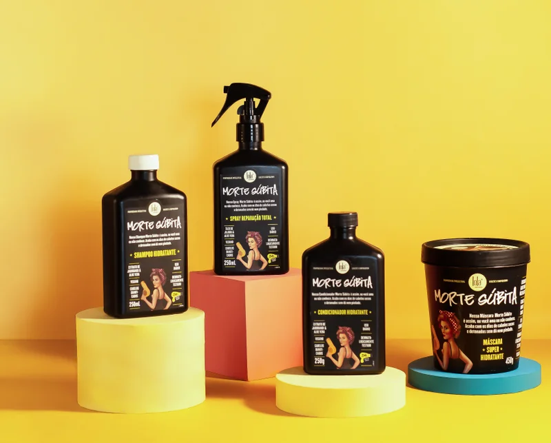 Lola from Rio Morte Subita Intense Moisture & Care Kit