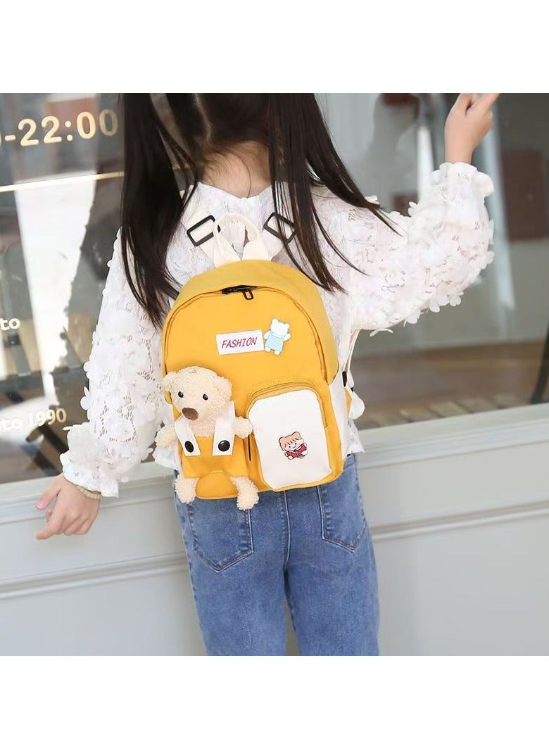 كيوت بسيطة حقيبة الظهر للأطفال الصغار الحديثة مناسبة للطلاب والبنات والأولاد | روضة أطفال أطفال المدارس الابتدائية على ظهره ، لطيف قلادة الدب الصغير - Image 2