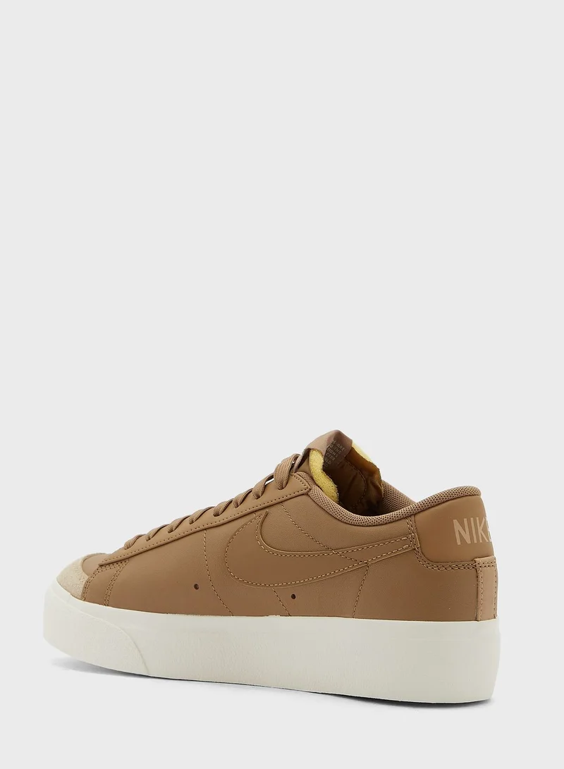 Nike Blazer Loplatform