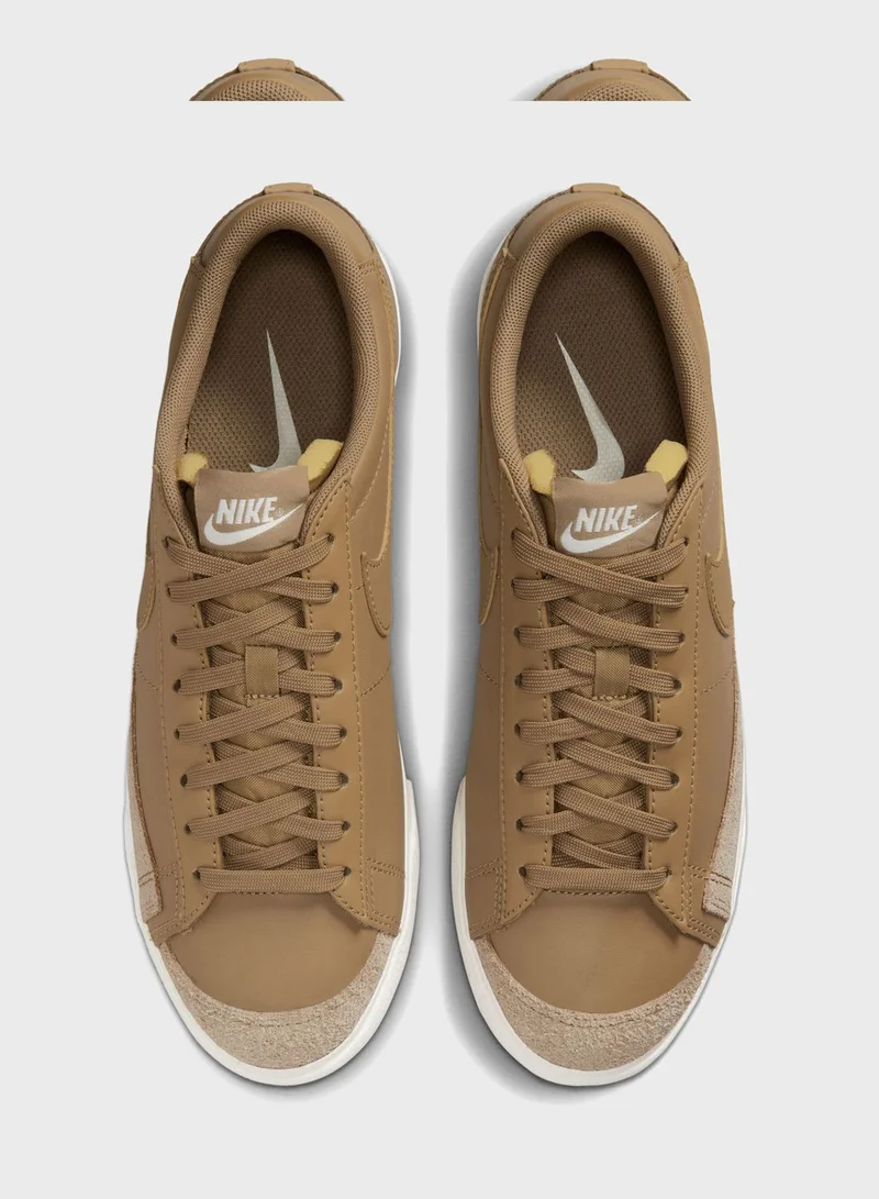 Nike Blazer Loplatform