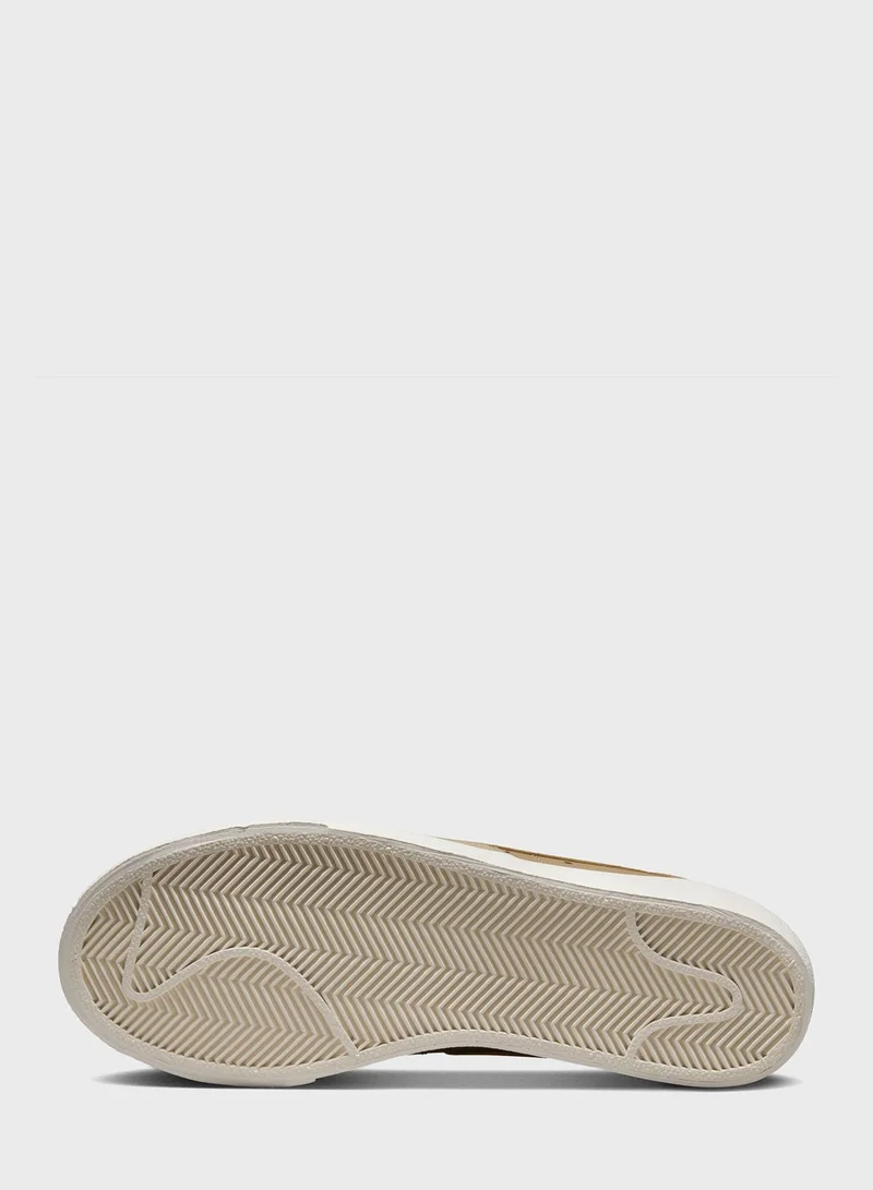 Nike Blazer Loplatform