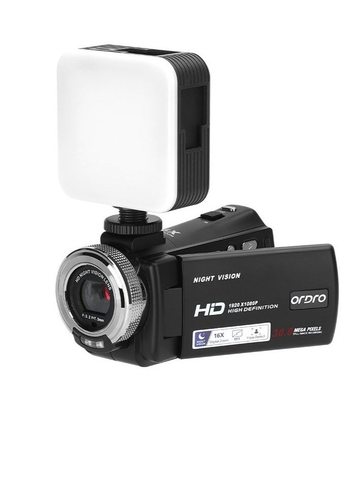 1080P Full HD 16X Digital Zoom Recording Video Camera كاميرا فيديو محمولة مع شاشة LCD قابلة للدوران 3.0 بوصة كحد أقصى. 30 ميجا بيكسل تدعم الرؤية الليلية كشف الوجه وتجميل الوجه