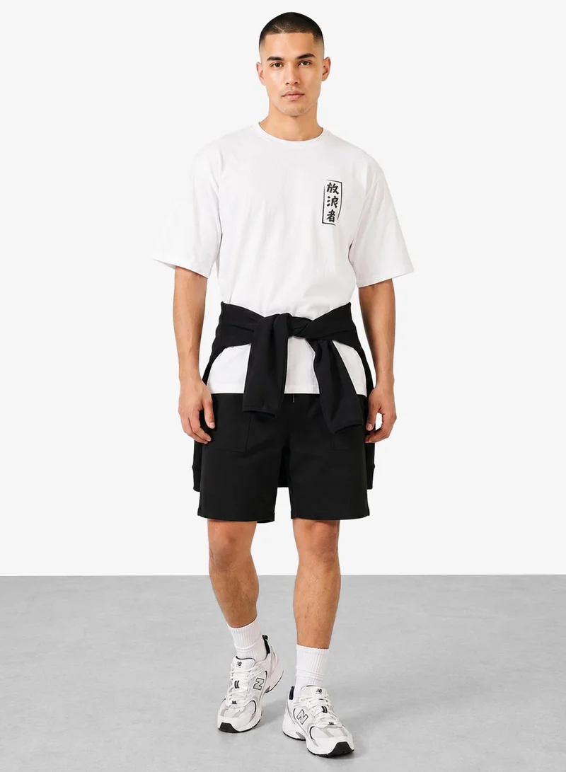 Seventy Five Basics Regular Fit Shorts