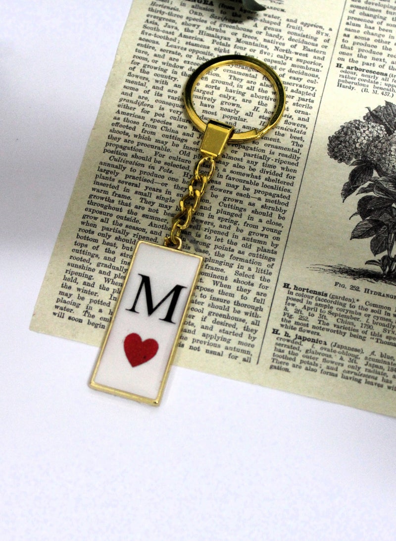 Elegant Keychain With Letter M Design - Image 2