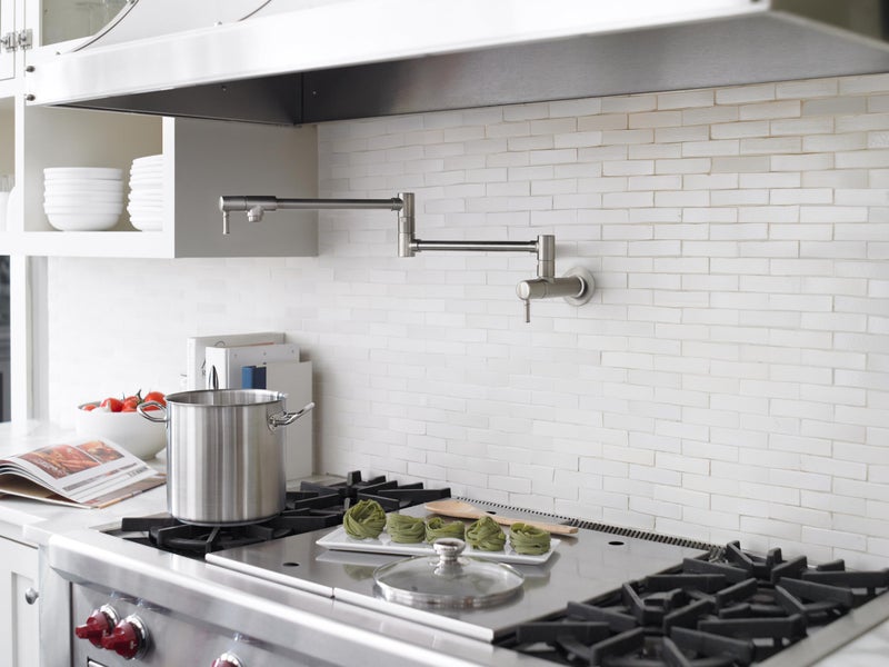 Hansgrohe هانسغرو 04218800 تاليس C حوض ملء 8 بوصة بيدتين مع دوران 360 درجة في مظهر الفولاذ - Image 3