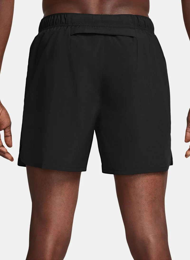 نايكي Men's Challenger Swoosh Dri-FIT Running Shorts