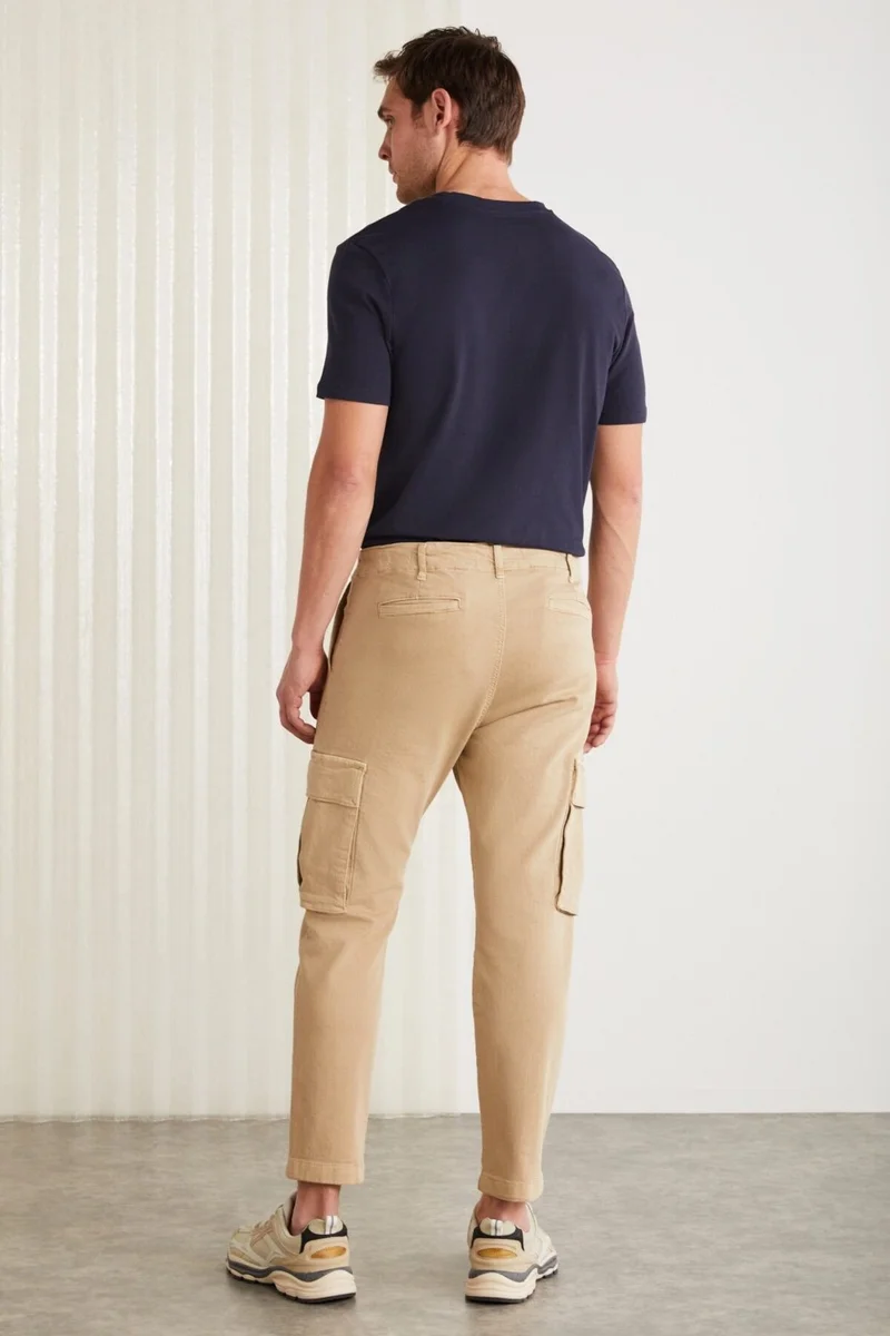 جريميلانج Brando Men's Cargo Denim 5 Pocket Washable Decorative Label Detail Thick Textured Flexible Structured Beige Jeans