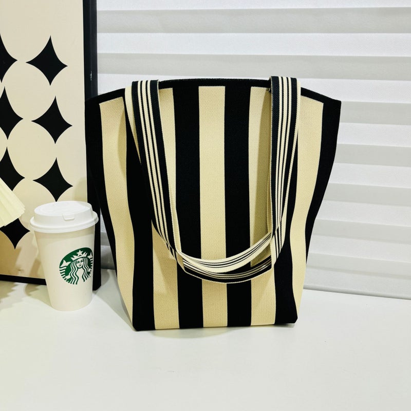 Korean Dongdaemun Simple Design Geometric Pattern Shoulder Bag For Women, Portable For Travel, Essential For Work And Commuting, Trendy Bag - Image 1