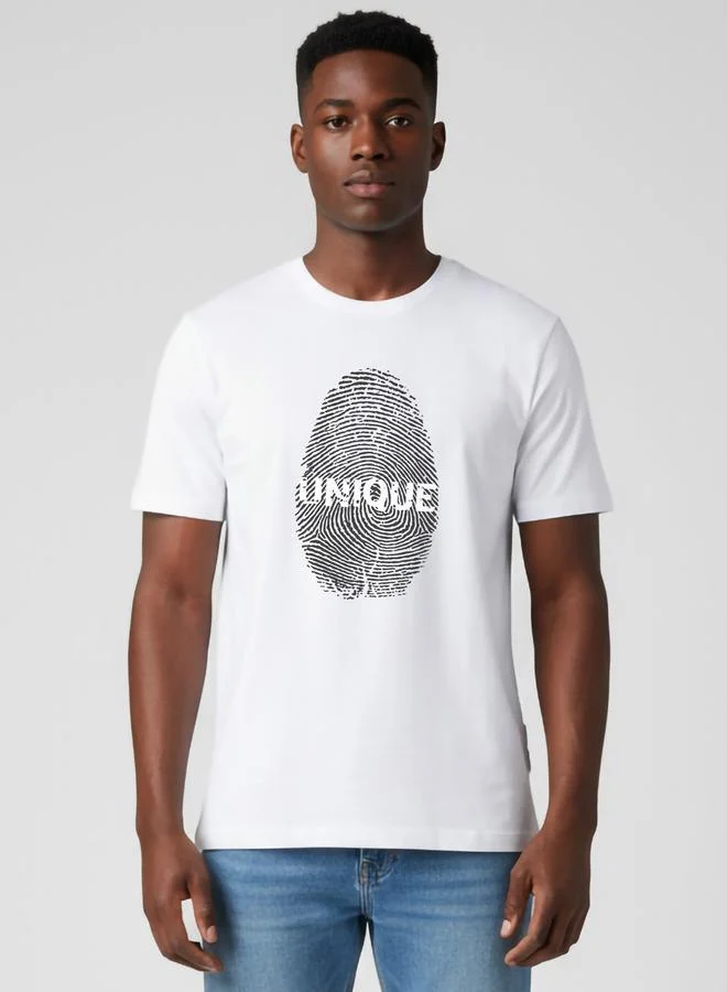 Clans&Hans Men White Crew Neck Graphic Print T-Shirt