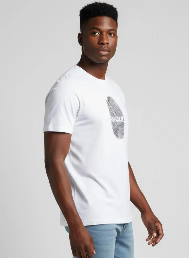 Clans&Hans Men White Crew Neck Graphic Print T-Shirt