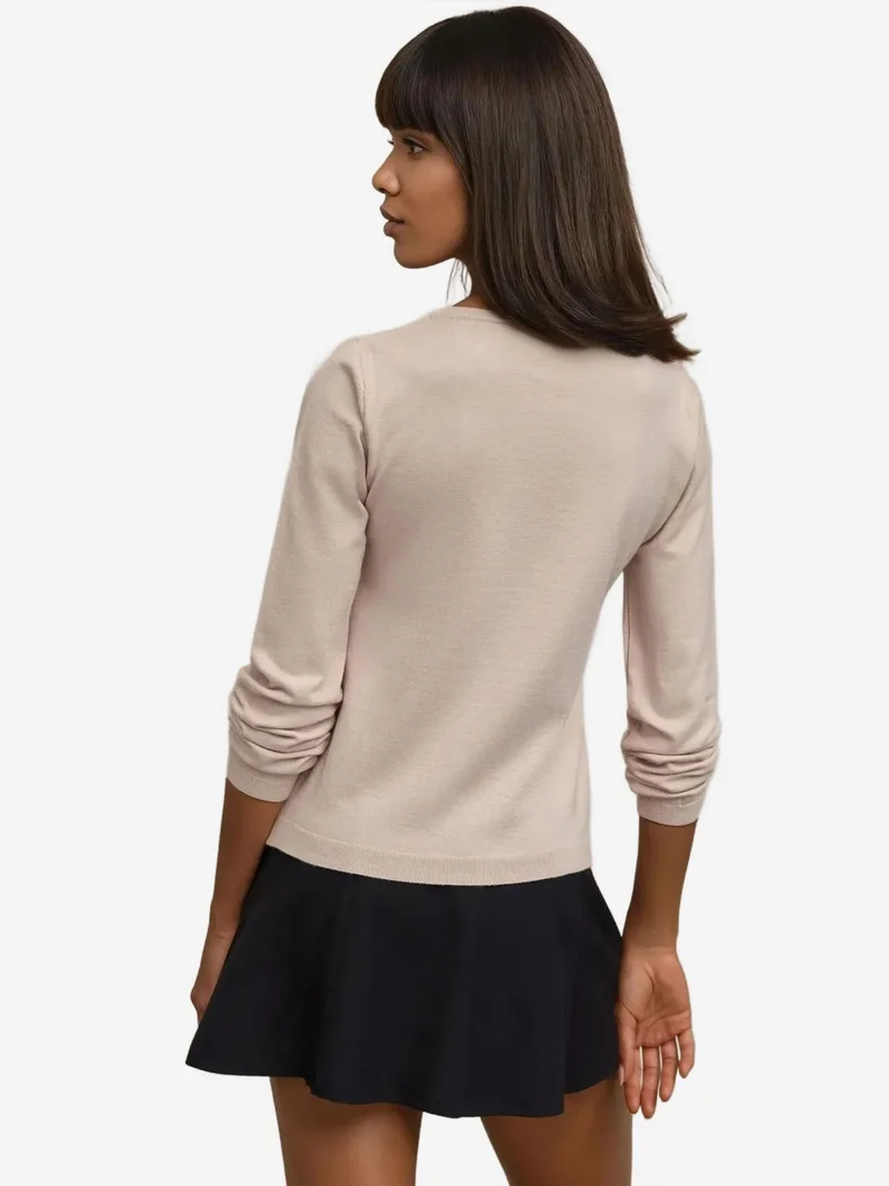 زوبعة كنزة أساسية بياقة مستديرة من مزيج الفيسكوز