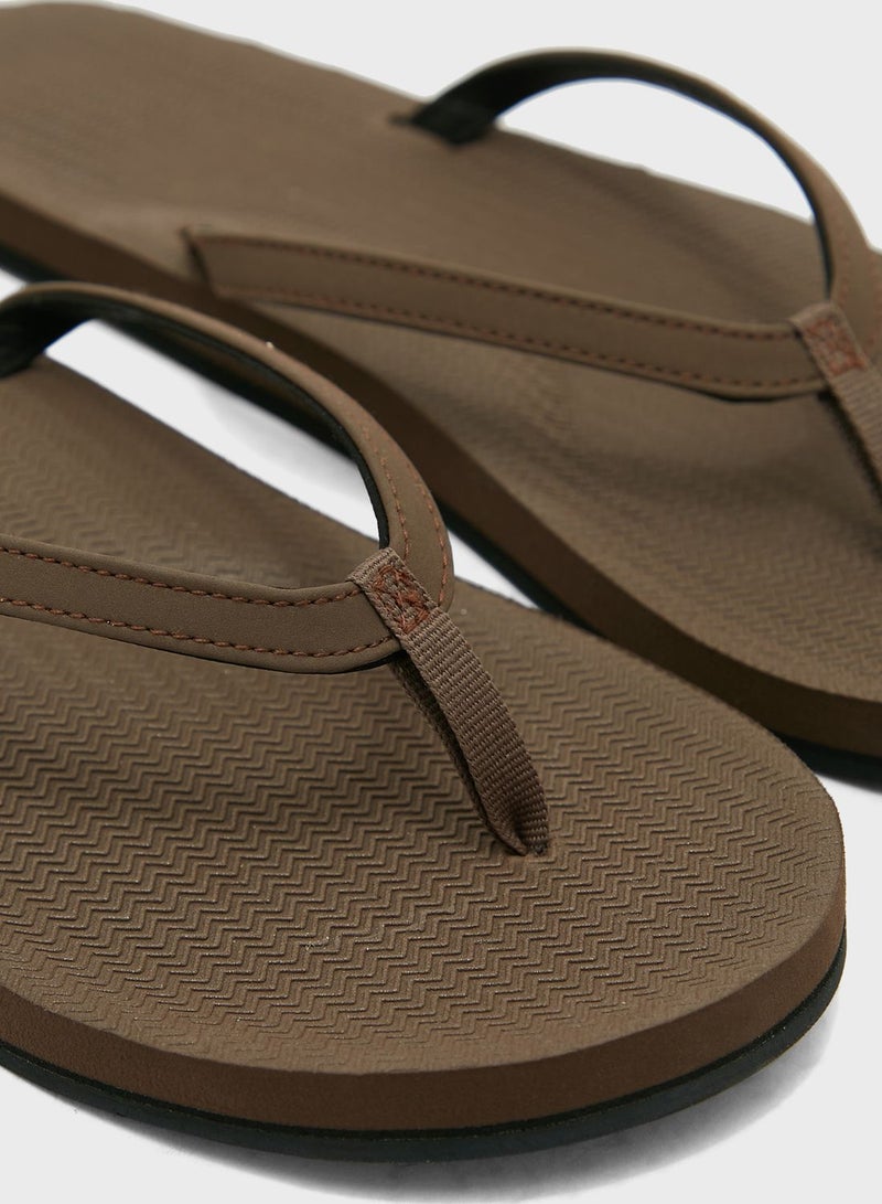 indosole Casual Flip Flops - Image 5