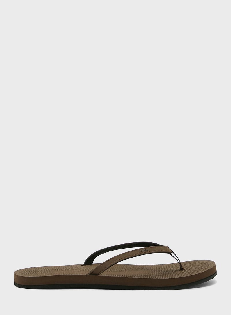 indosole Casual Flip Flops - Image 1
