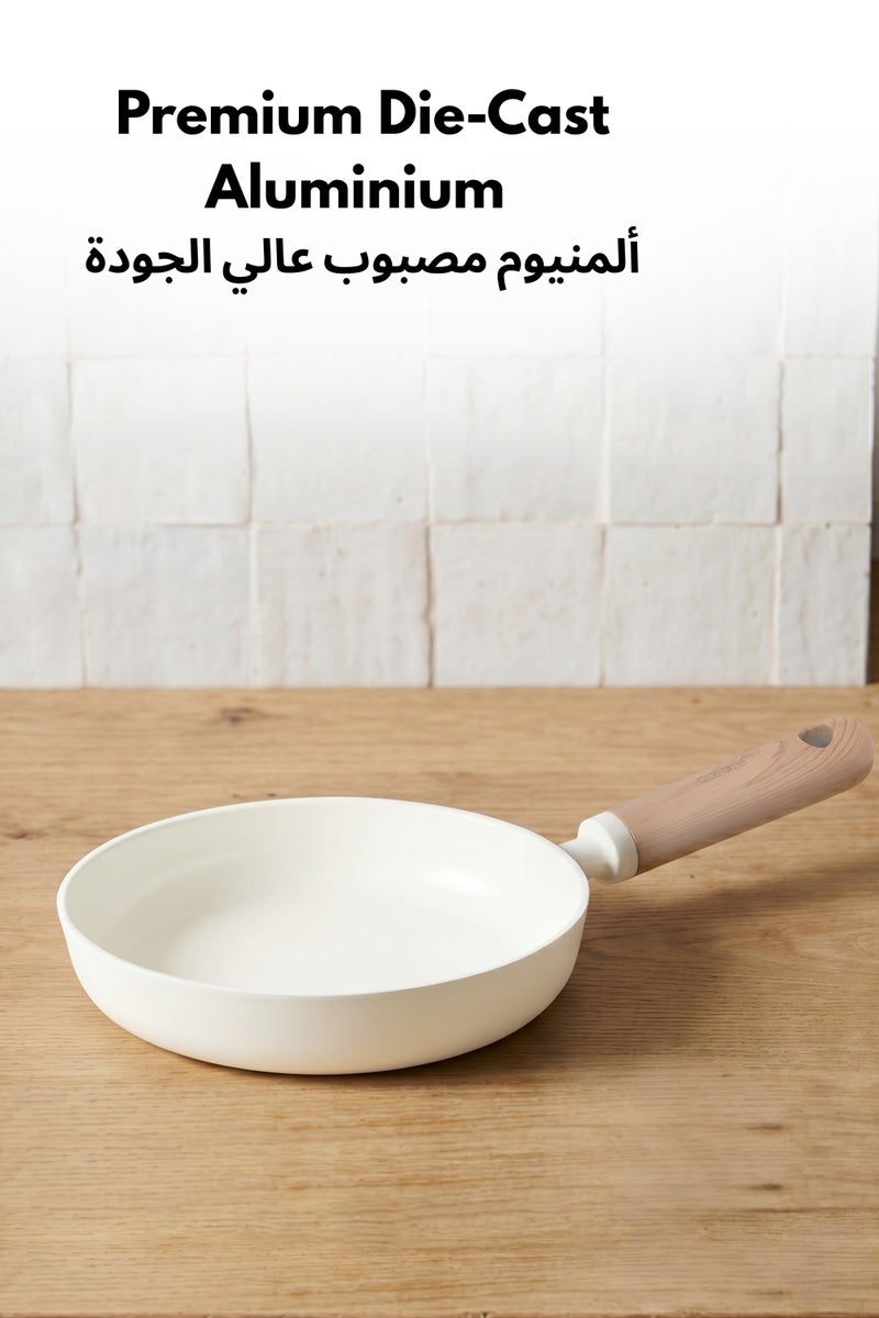 كاروت مقلاة كاروت 10 بوصات سيراميك غير لاصقة بطلاء صحي غير سام خالٍ من PFAS، بمقبض بتصميم خشبي وقاعدة توزيع حرارة متساوٍ، متوافقة مع جميع المواقد وآمنة لغسالة الصحون (كريمي) - Image 5