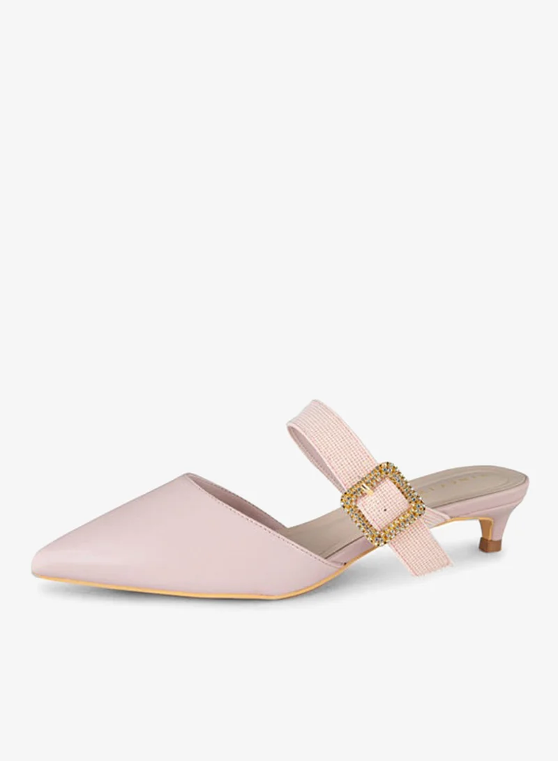 Vincci Women Pointed Toe Low Heel Sandals