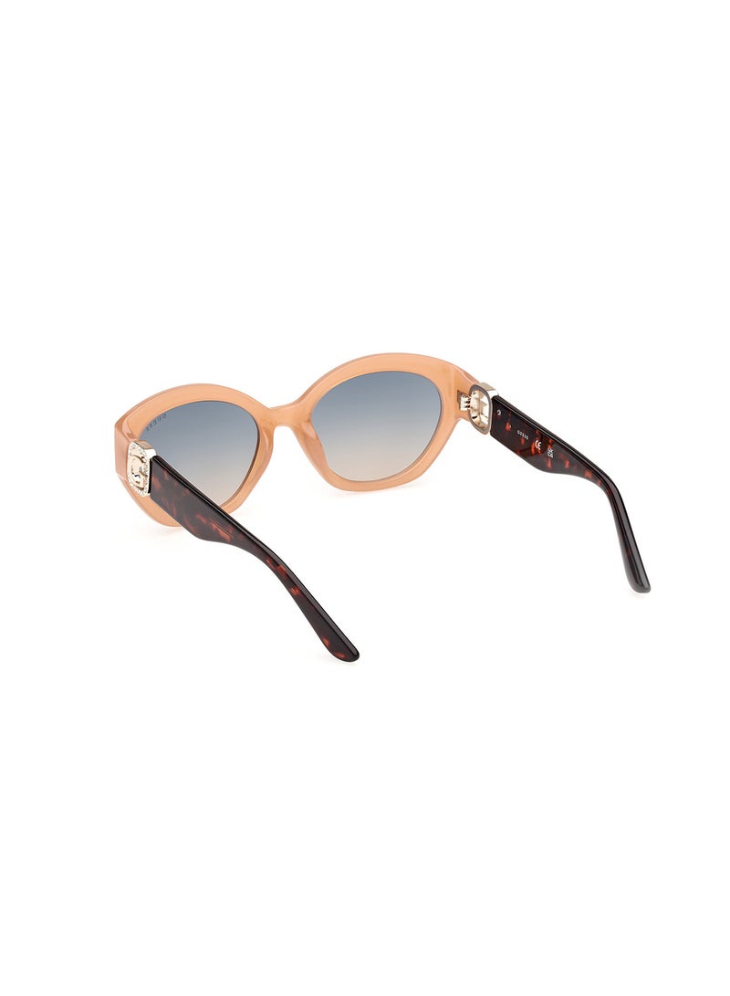 GUESS Women's UV Protection Oval Shape Sunglasses - GU0010457P56 - Lens Size: 56 Mm - Shiny Beige - Image 3