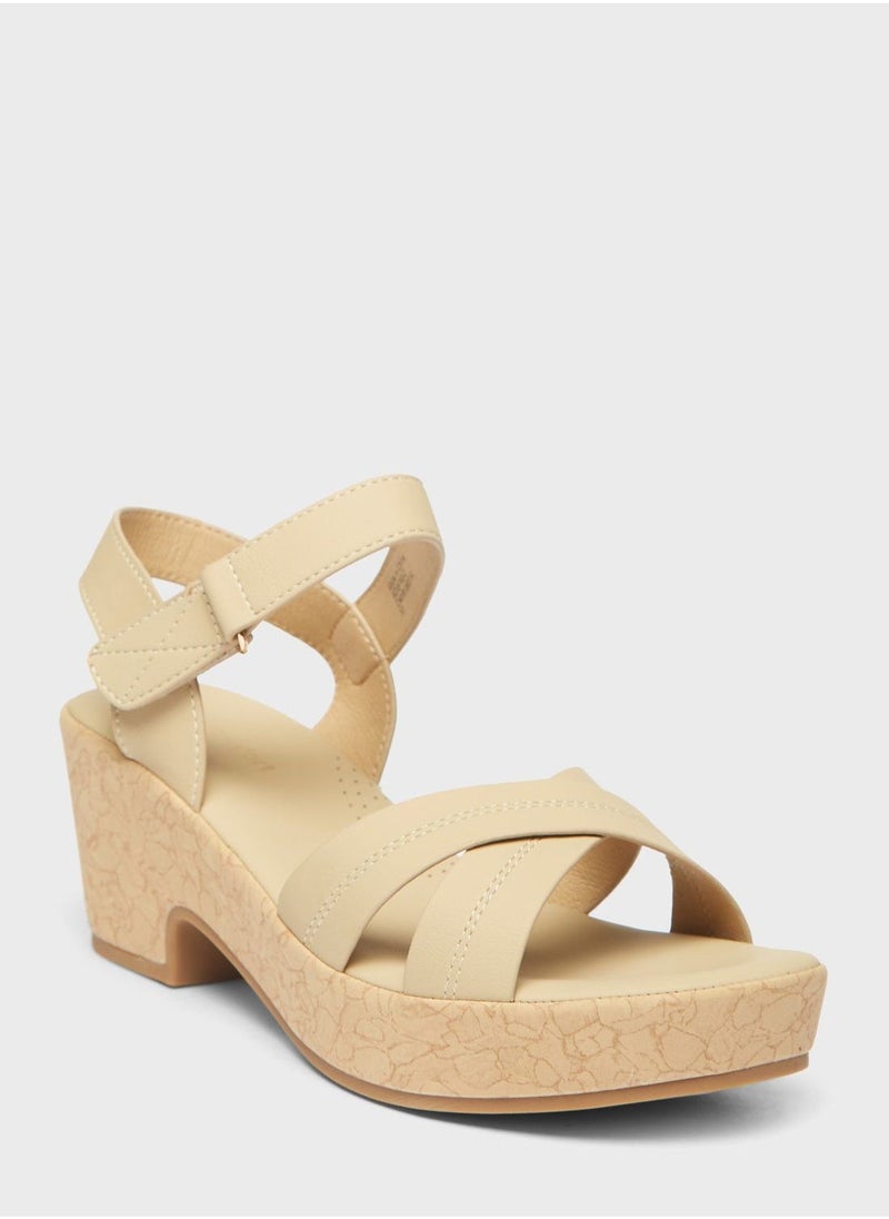 DIADORA SmoothWalk Women Sneakers - Image 4