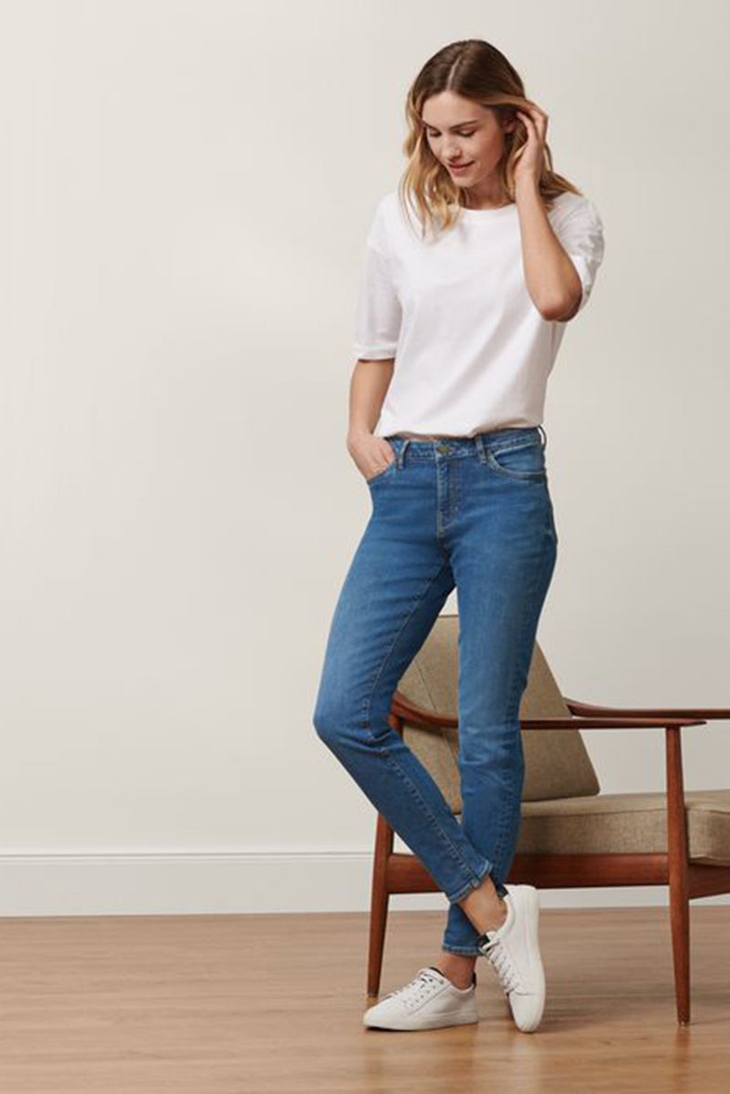 Tchibo Women Slim Fit Washed Stretchable Jeans, Blue - Image 1