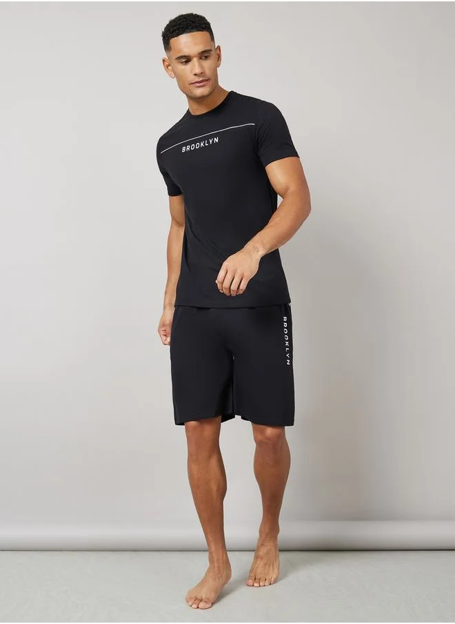 ستايلي Chest Print Crew Neck T-Shirt and Shorts Set