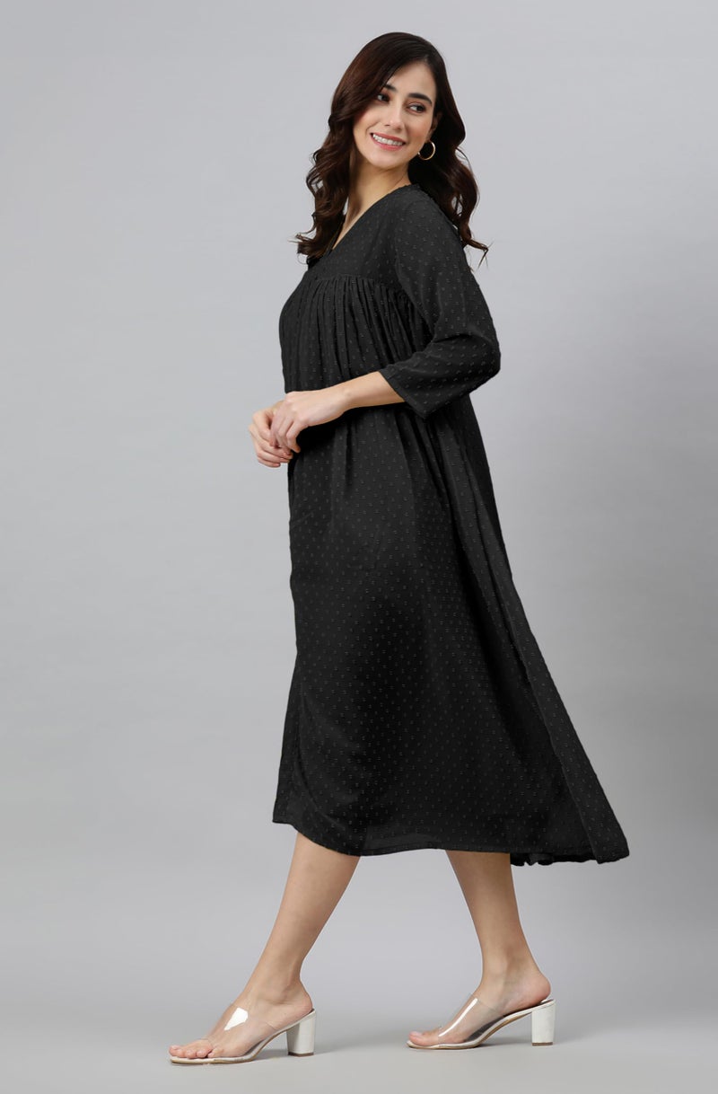 Janasya Women's Black Dobby Chiffon Woven Design Front Slit Flared Dress (JNE4158-KR-L) - Image 3