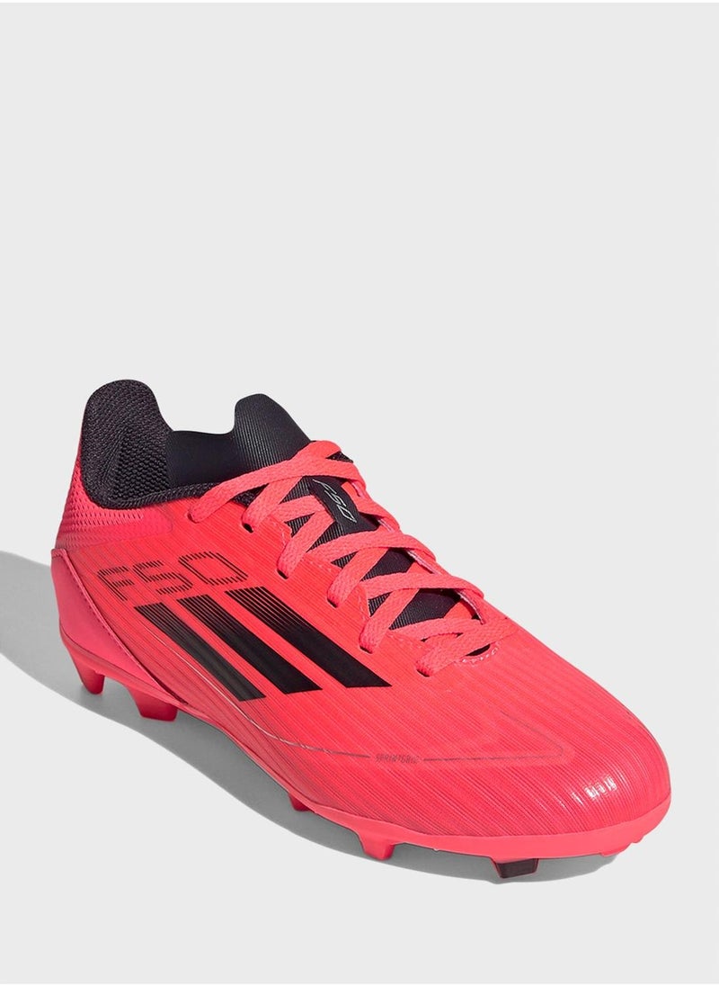Adidas أحذية كرة القدم ف50 ليغ FG للشباب  - Image 3