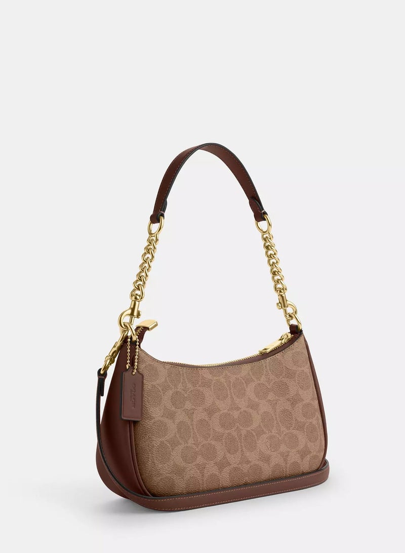 كوتش اوت ليت حقيبة كتف نسائية من Coach Teri مصنوعة من قماش مميز، حقيبة يد نسائية، حقيبة هوبو نسائية، حقيبة توت نسائية، حقيبة سفر نسائية، بنية اللون، 24 سم - Image 2