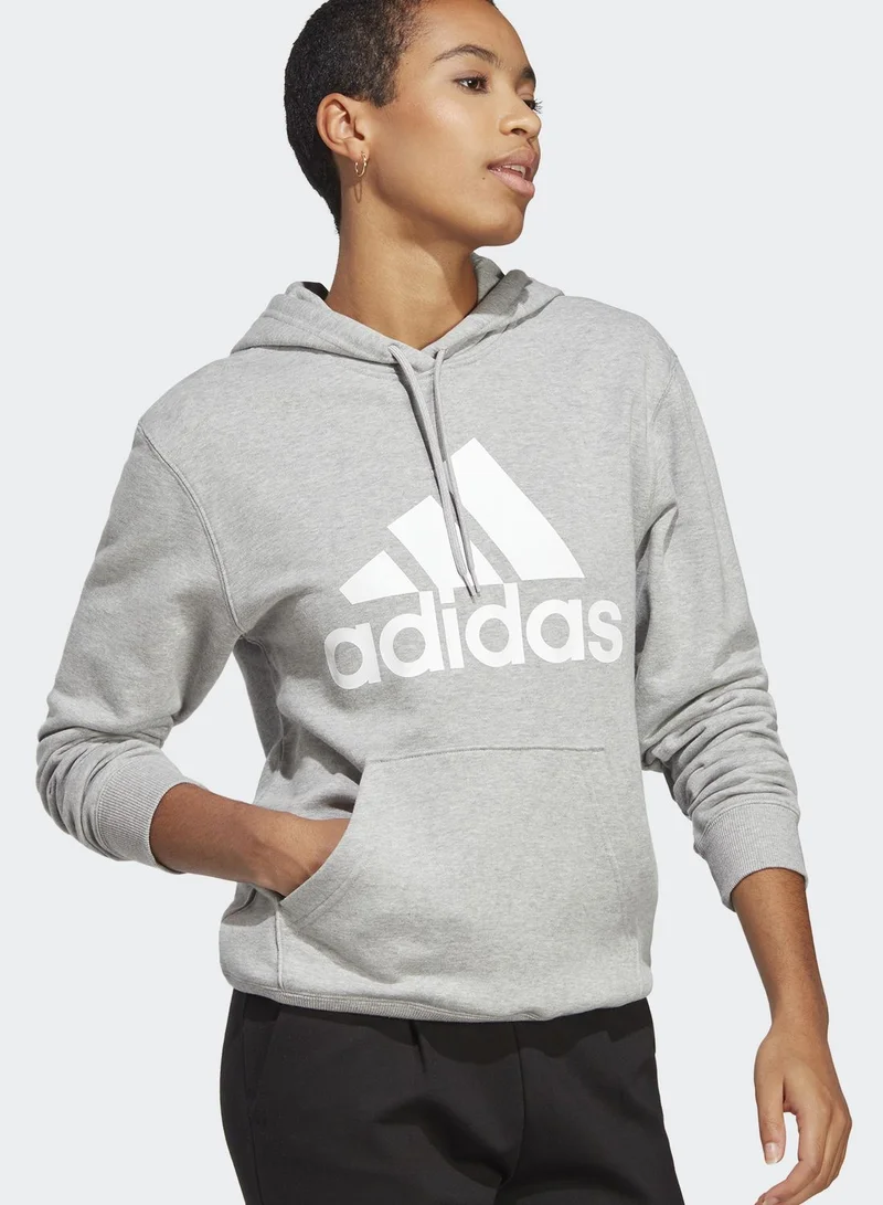 adidas هودي اساسي من نسيج تيري الفرنسي بقصة عادية مزين بشعار كبير