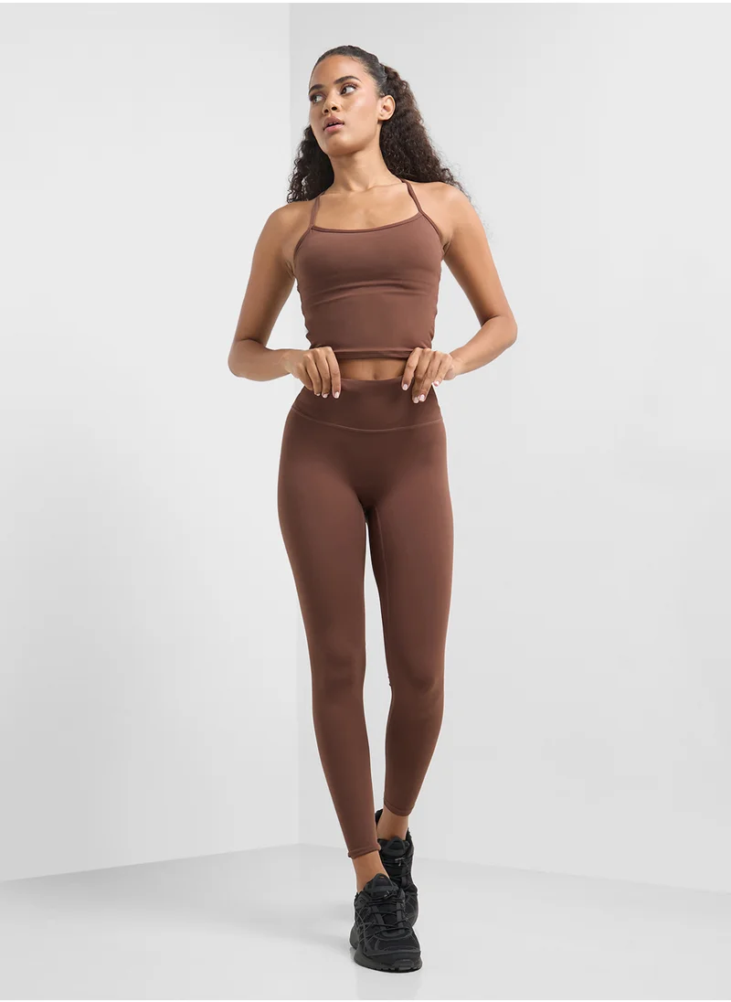 فورورد Strappy Seamless Vest & Sculpting Leggings Set