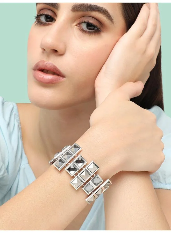 SOHI Party Clasp Artificial Bracelet Jewellery
