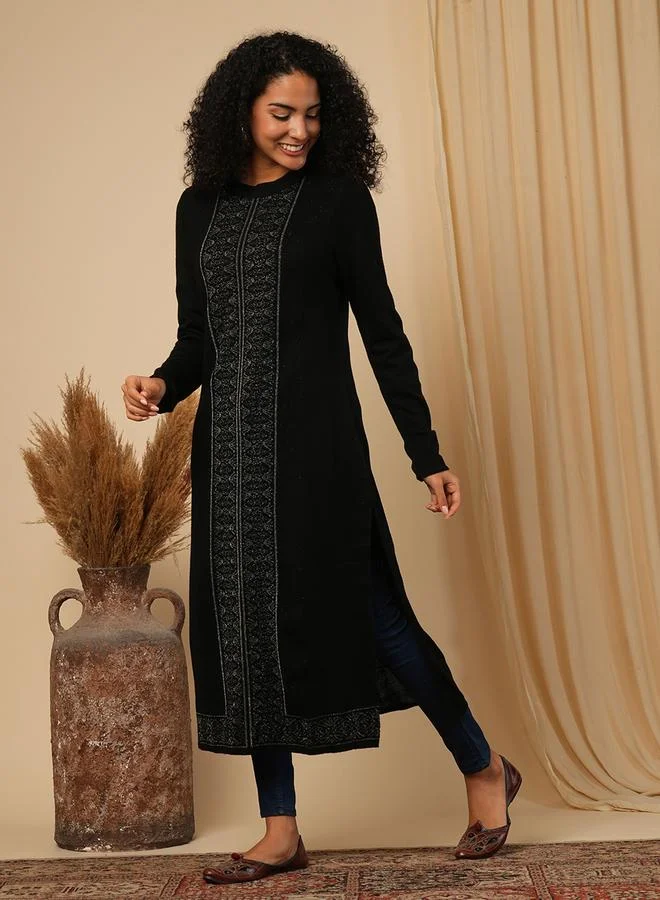 globus Placement Weave Knitted Loose Fit Winter Wear Kurta