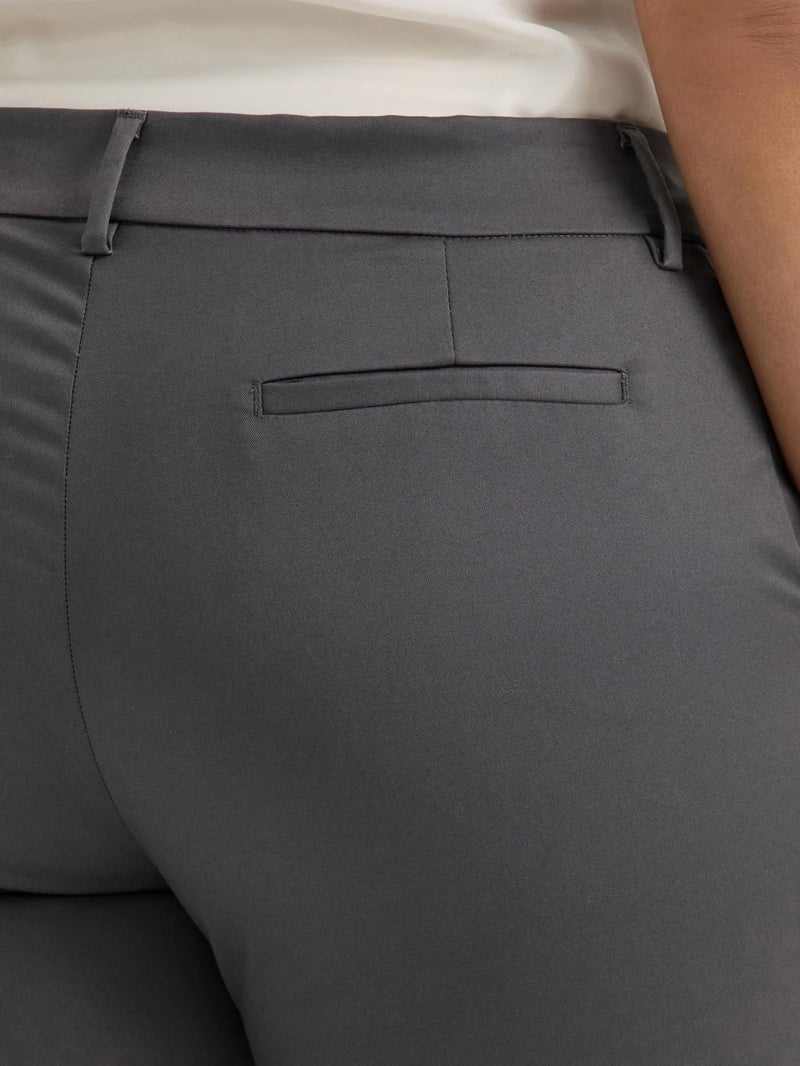 Lee Women's Plus Size Wrinkle Free Mid Rise Bootcut Pant Static Gray 22 Plus - Image 2