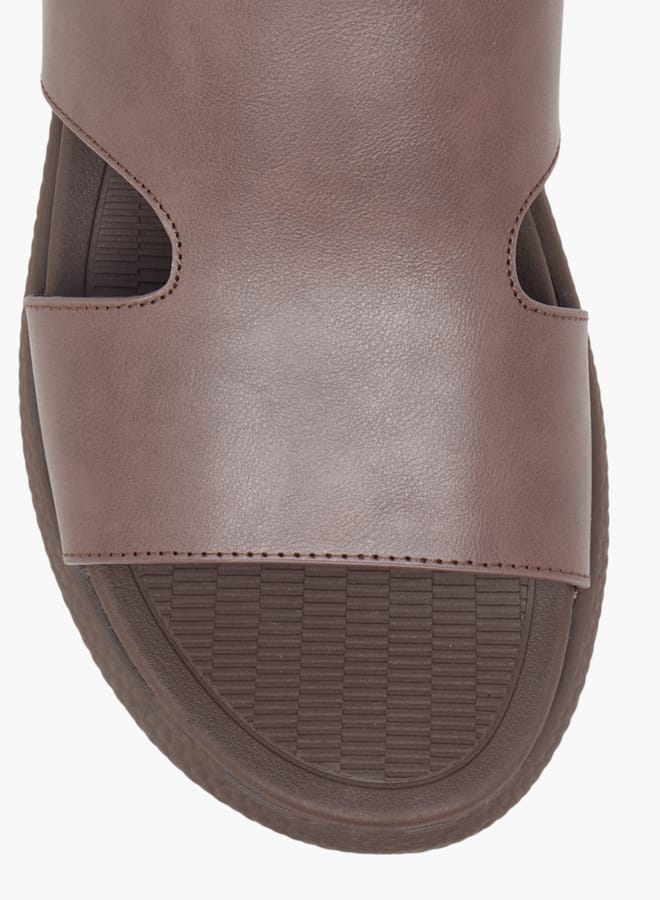 لو كونفورت صنادل رجالي بتفاصيل مقصوصة سهلة الارتداء - Image 3