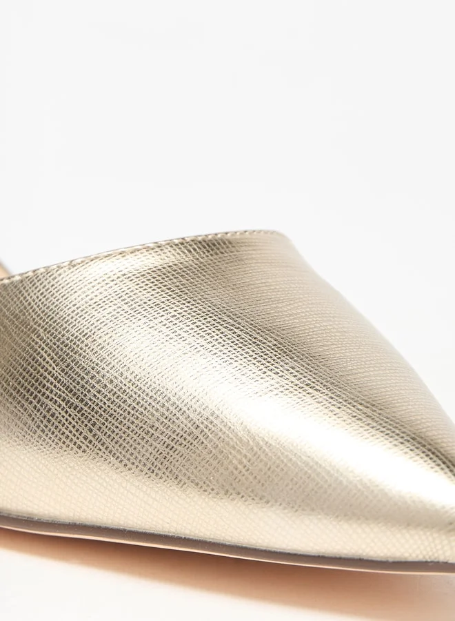 فلورا بيلا من شو إكسبرس Solid Slip-On Shoes with Kitten Heels