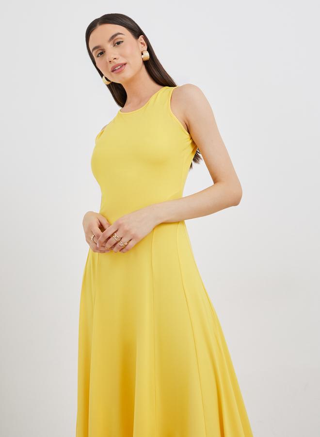 تايك تو فستان ميدي سادة بدون أكمام - Image 3