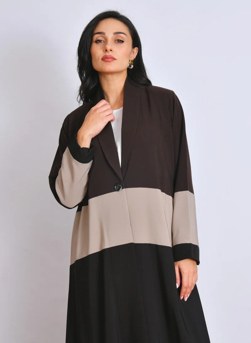 عبايات حوراء عباية بليزر بتداخل ثلاث ألوان أنيقة ومبطنة من الداخل