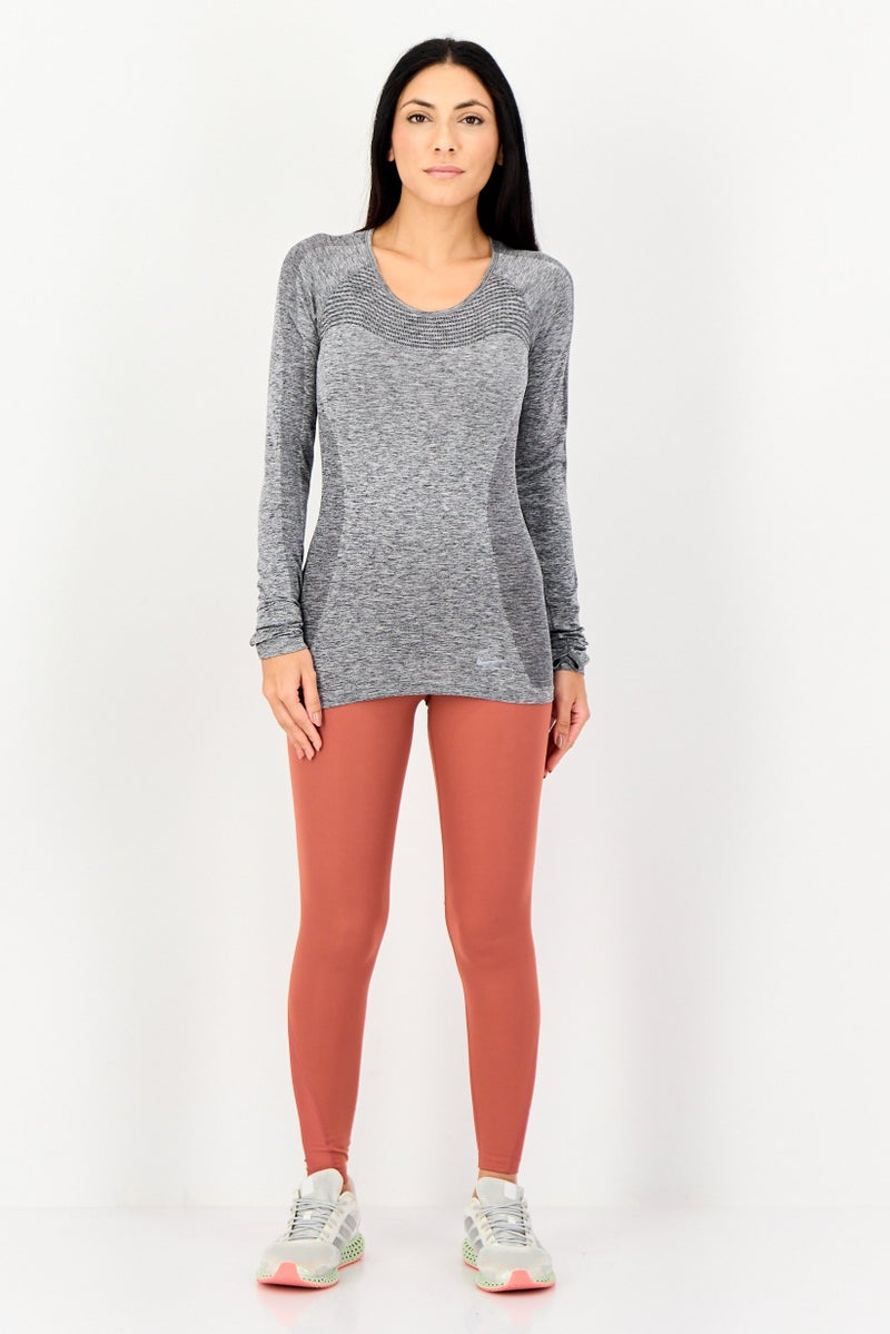 Nike Women Sportswear Fit Long Sleeve Outdoor T Shirt, Grey - Image 4