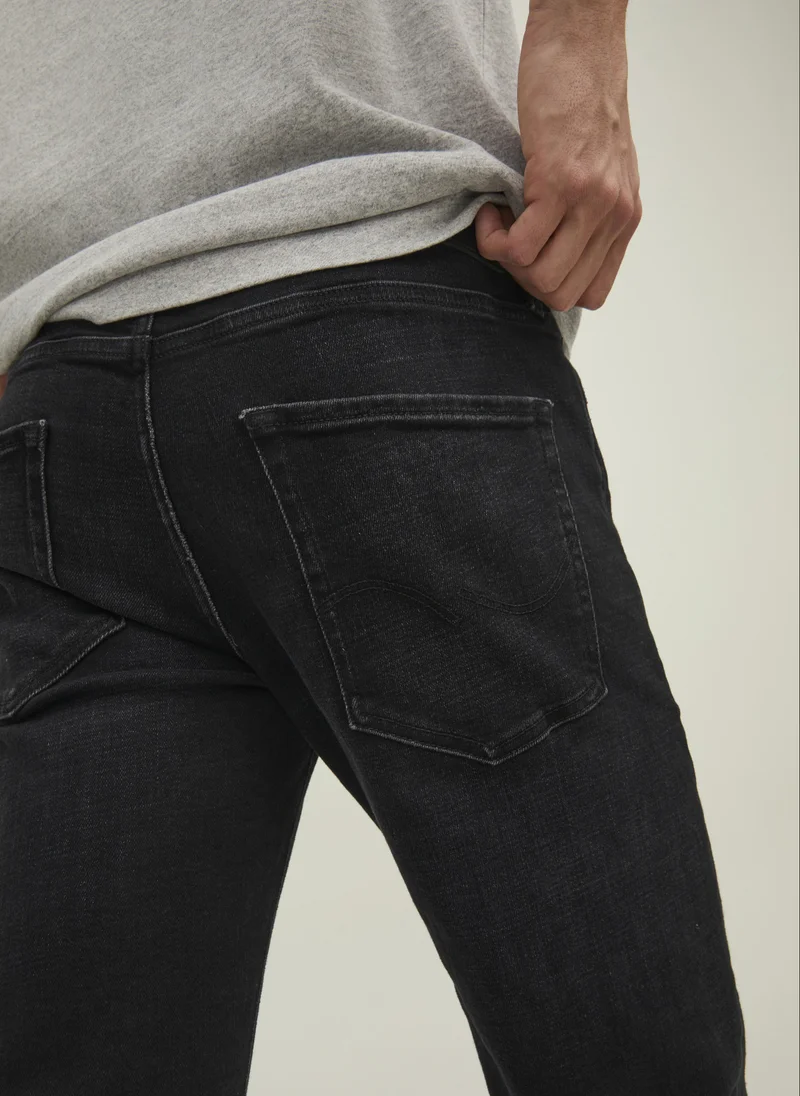 JACK & JONES  Tapered Fit Jeans for Men | Best Price UAE